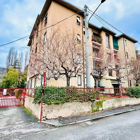 Lombardo's Family - Free Private Parking 700m From The Station! La Spezia