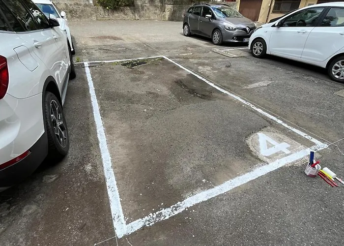 Lombardo's Family - Free Private Parking 700m From The Station! La Spezia