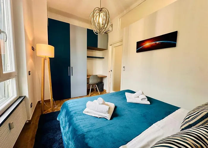 Lombardo's Family - Free Private Parking 700m From The Station! La Spezia