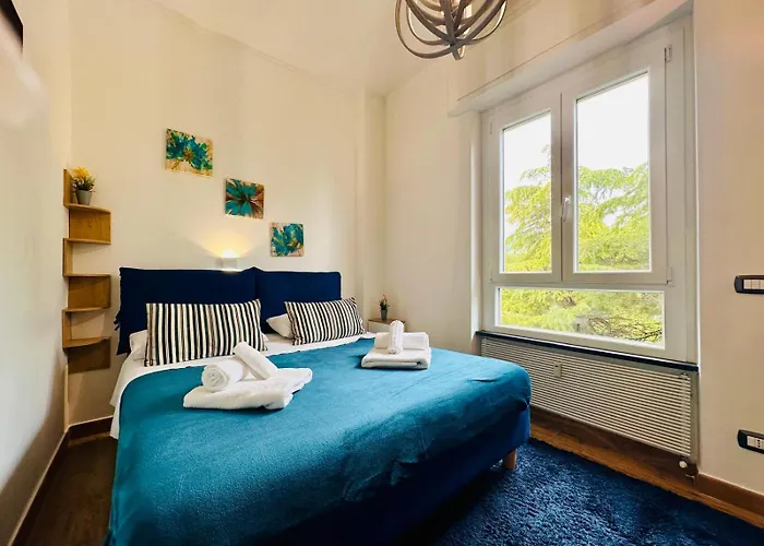 Lombardo's Family - Free Private Parking 700m From The Station! Appartement